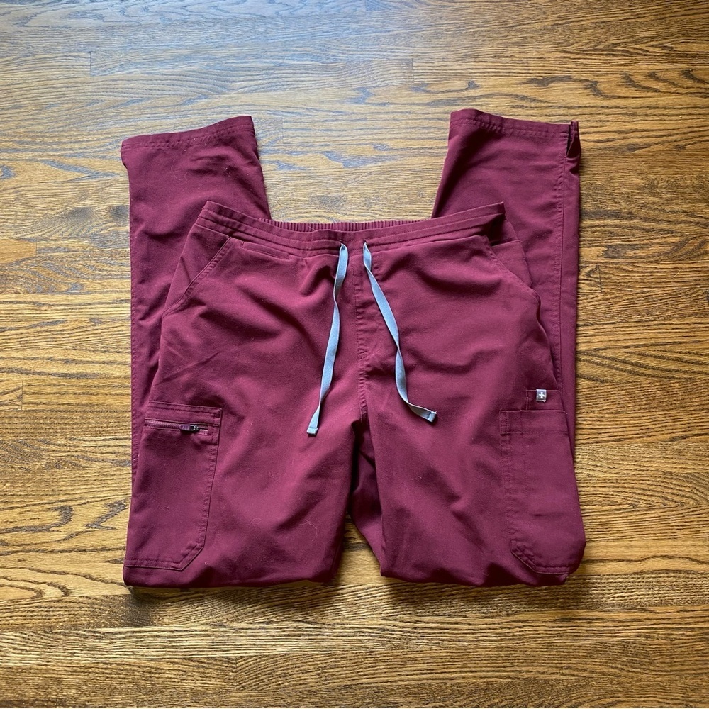 Figs size large burgundy staight leg high waist